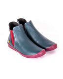 Softinos ITZI Ladies Denim Leather Chelsea Boots. A super-soft, denim leather, ladies Chelsea boot with a contrasting elasticated side gusset and sole unit. These Softinos ITZI Ladies Denim Leather Chelsea Boots are wonderfully comfy, and will look great with dresses and jeans alike, the perfect boots for all occasions, and a real treat for your feet!